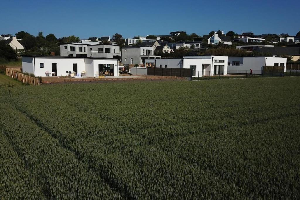 Villa Neuve Pour 6 Personnes Avec Spa Carantec Bagian luar foto